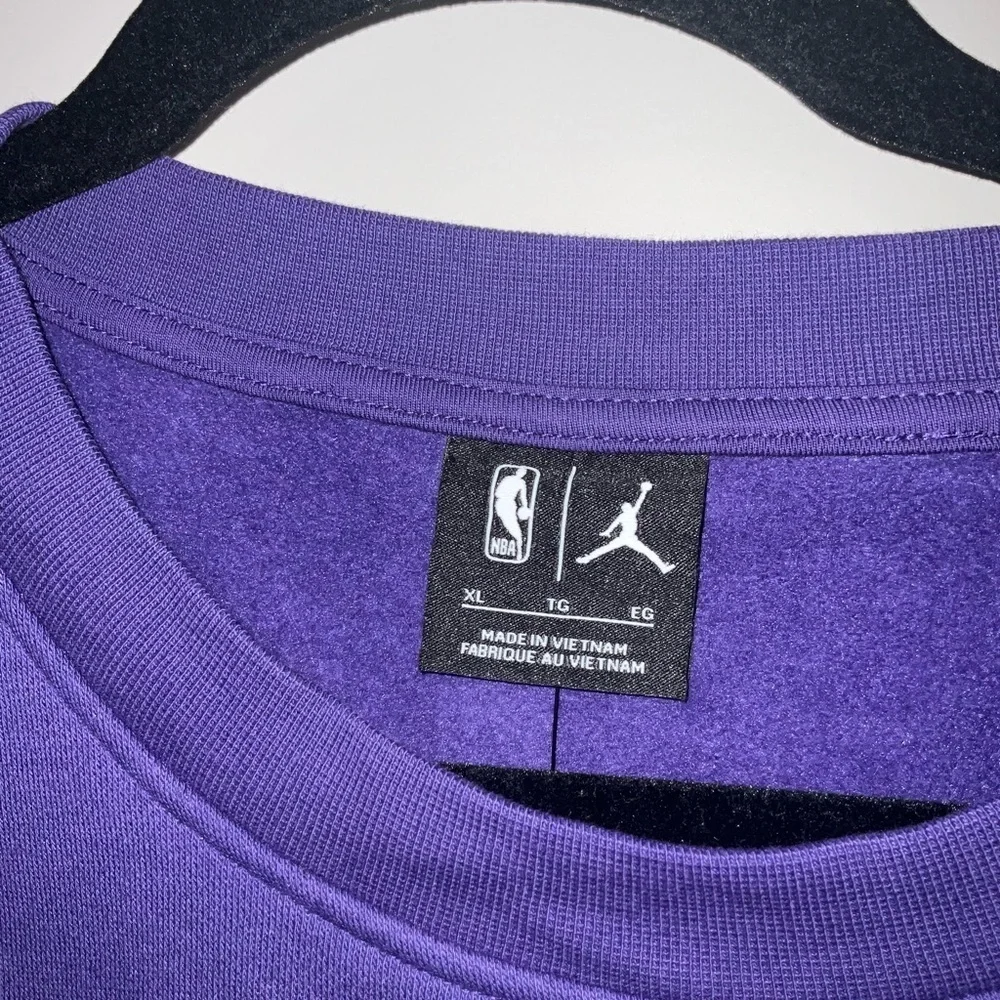 Jordan purple crewneck